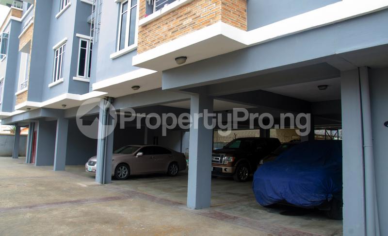 3 bedroom Flat / Apartment for rent chevron Lekki Lagos