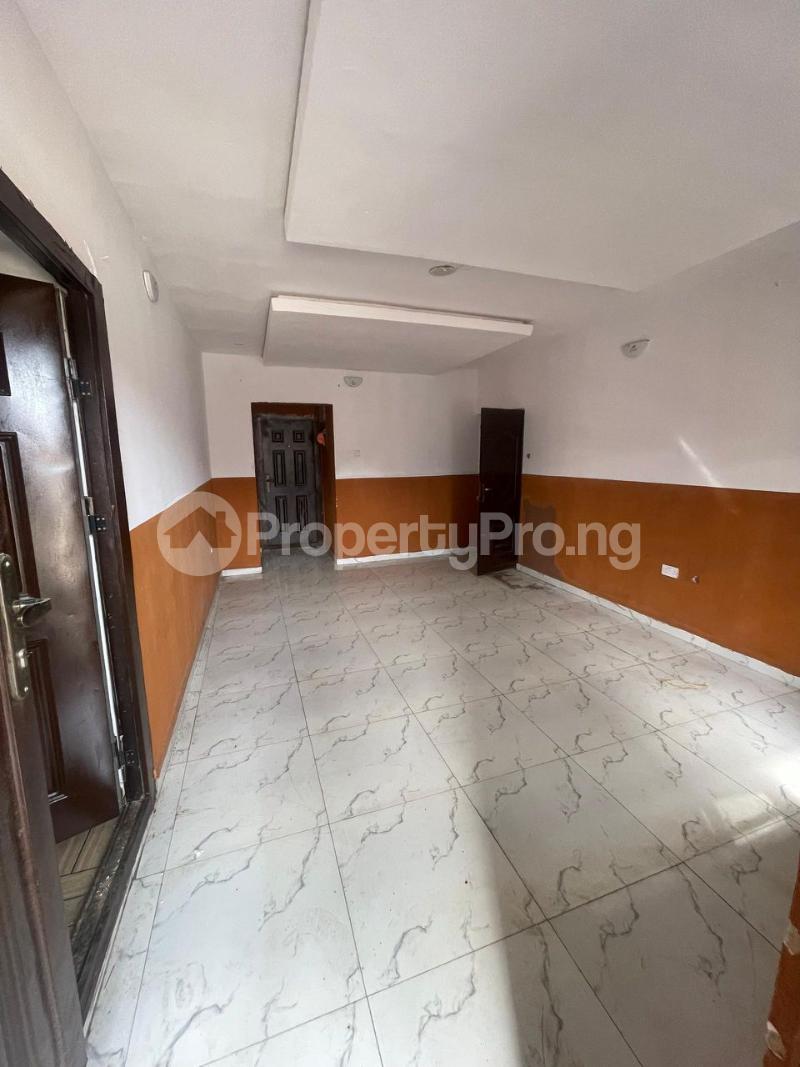 2 bedroom Flat / Apartment for rent Iwaya Yaba Lagos