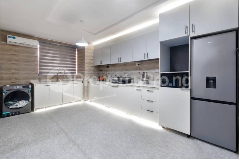 2 bedroom Flat / Apartment for shortlet  ONIRU Victoria Island Lagos