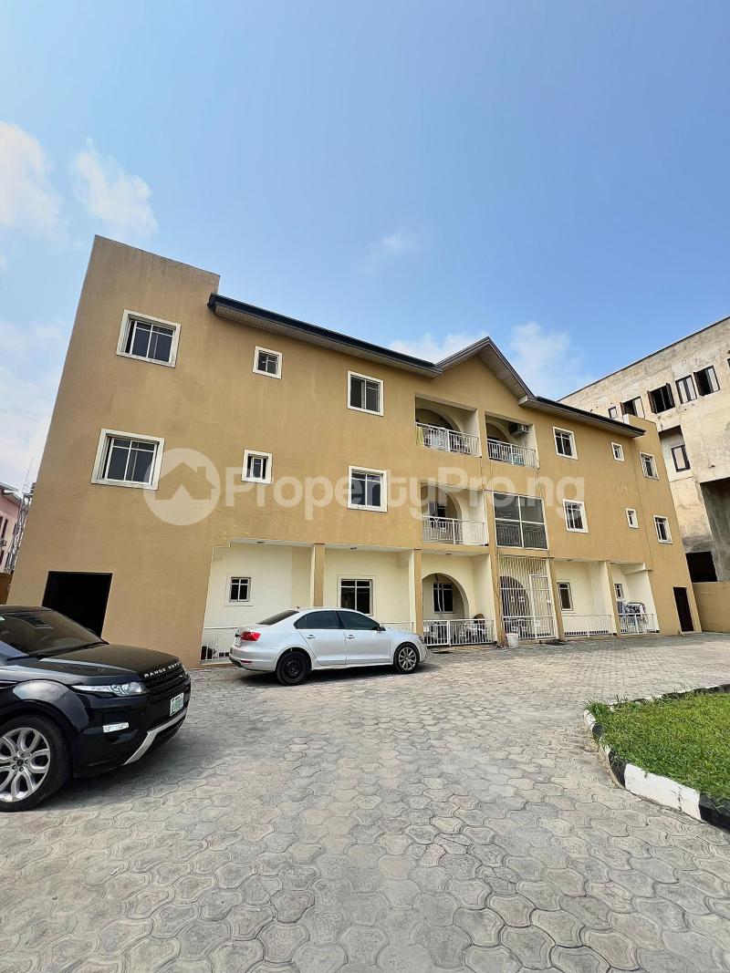 2 bedroom House for rent ONIRU Victoria Island Lagos