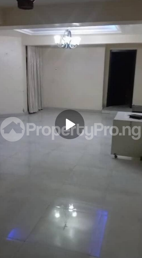 Flat / Apartment for rent Ajose Adeogun Victoria Island Lagos