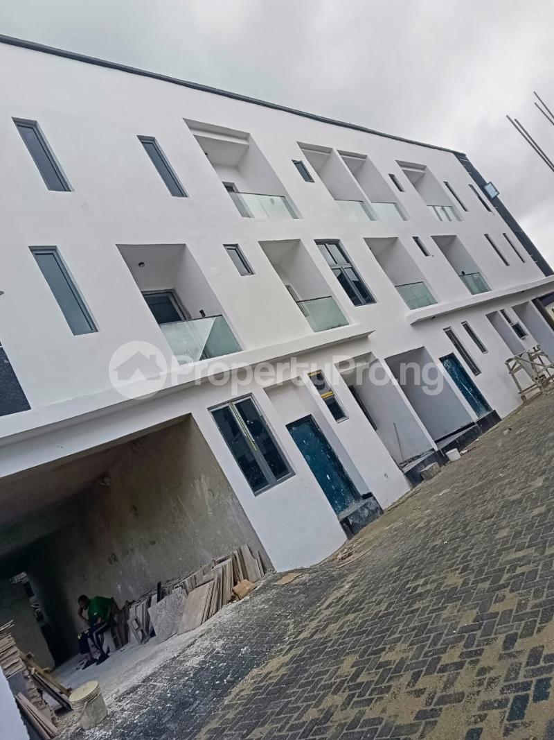 2 bedroom Flat / Apartment for sale Off Aro Ologolo Road, Ologolo Lekki Lagos