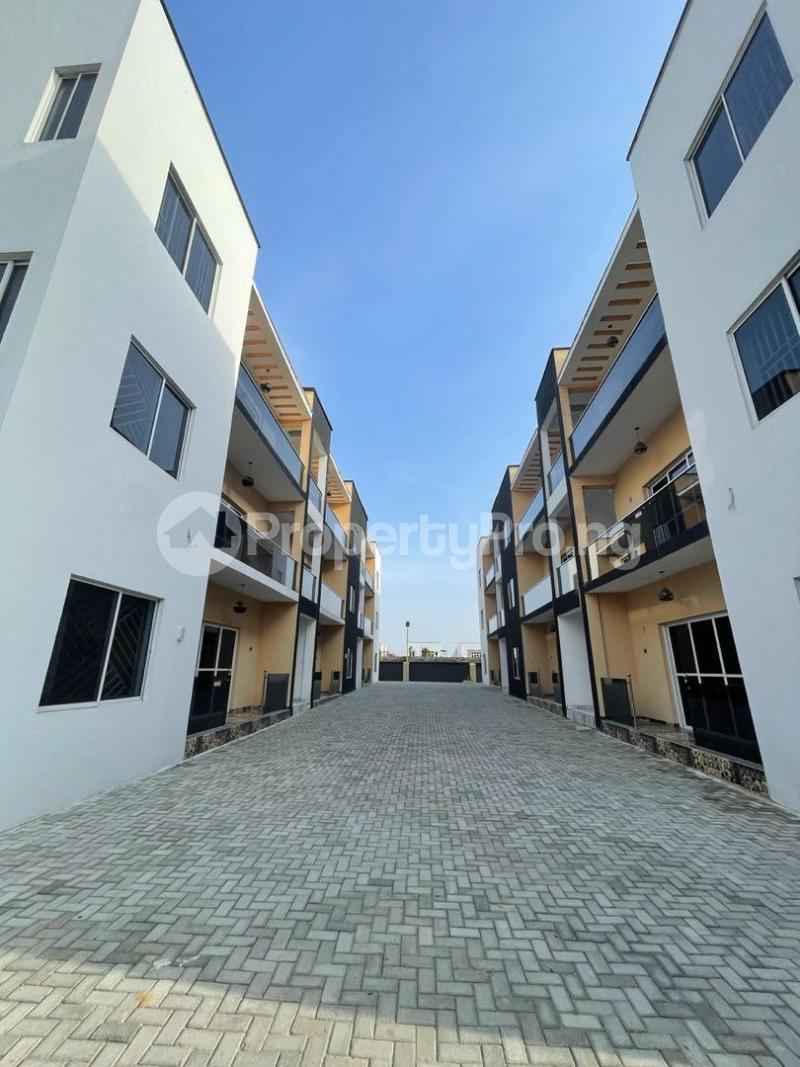 2 bedroom House for sale Lekki Lagos
