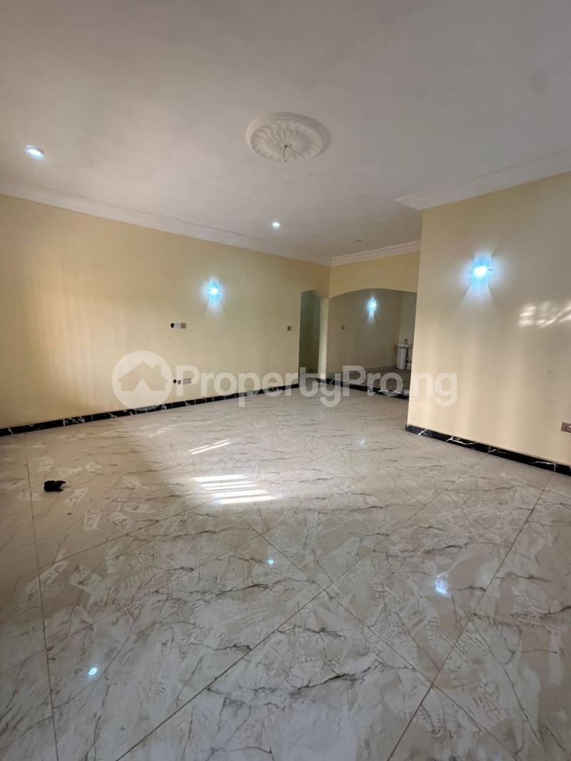 2 bedroom Flat / Apartment for sale Dawaki Abuja