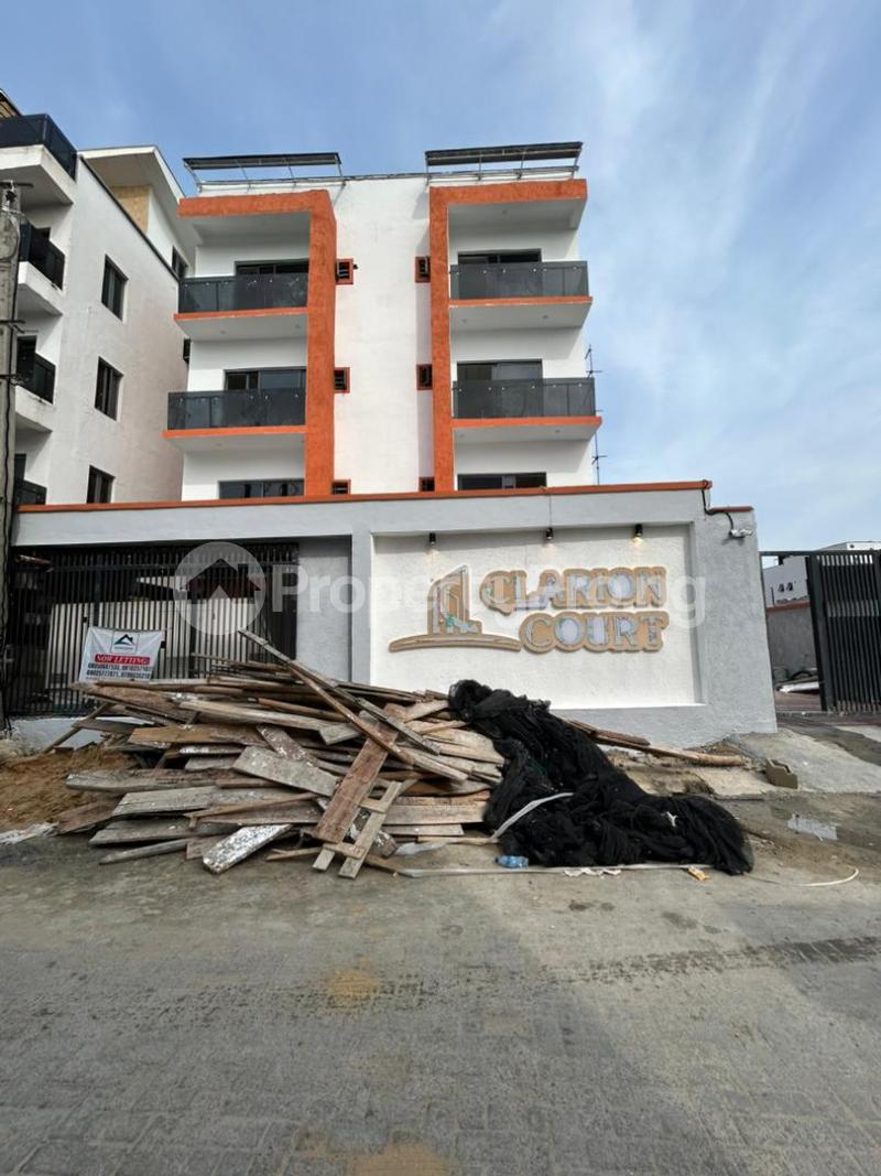 2 bedroom Flat / Apartment for rent  Ologolo Lekki Lagos