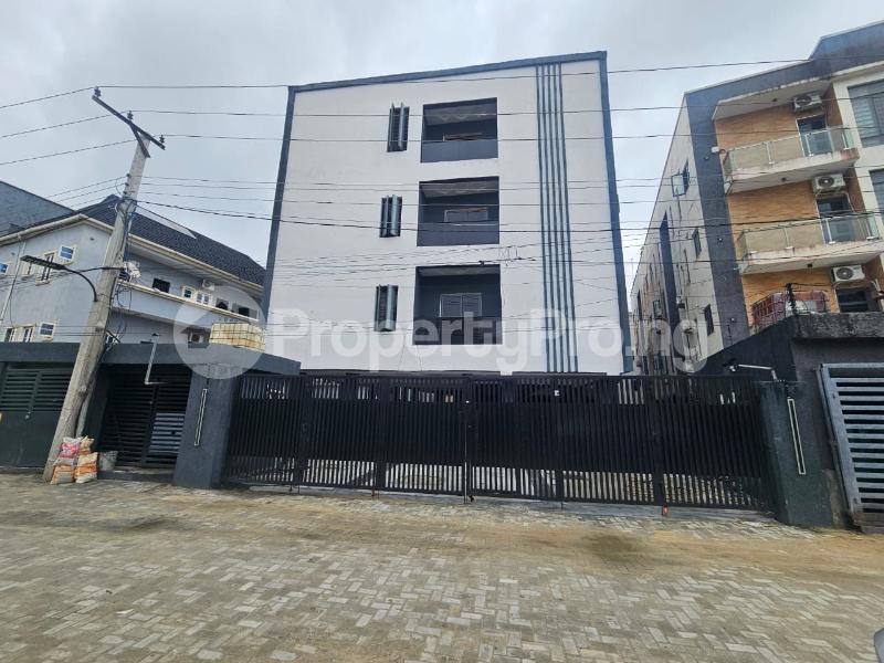 2 bedroom Flat / Apartment for sale Off Aro Ologolo Road Ologolo Lekki Lagos