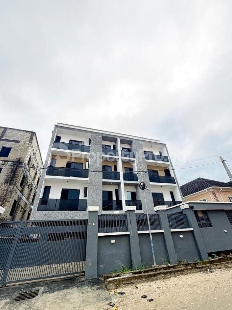 2 bedroom Flat / Apartment for sale Off Aro Ologolo Road Ologolo Lekki Lagos