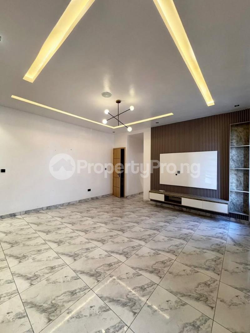 2 bedroom House for rent Ikate Lekki Lagos