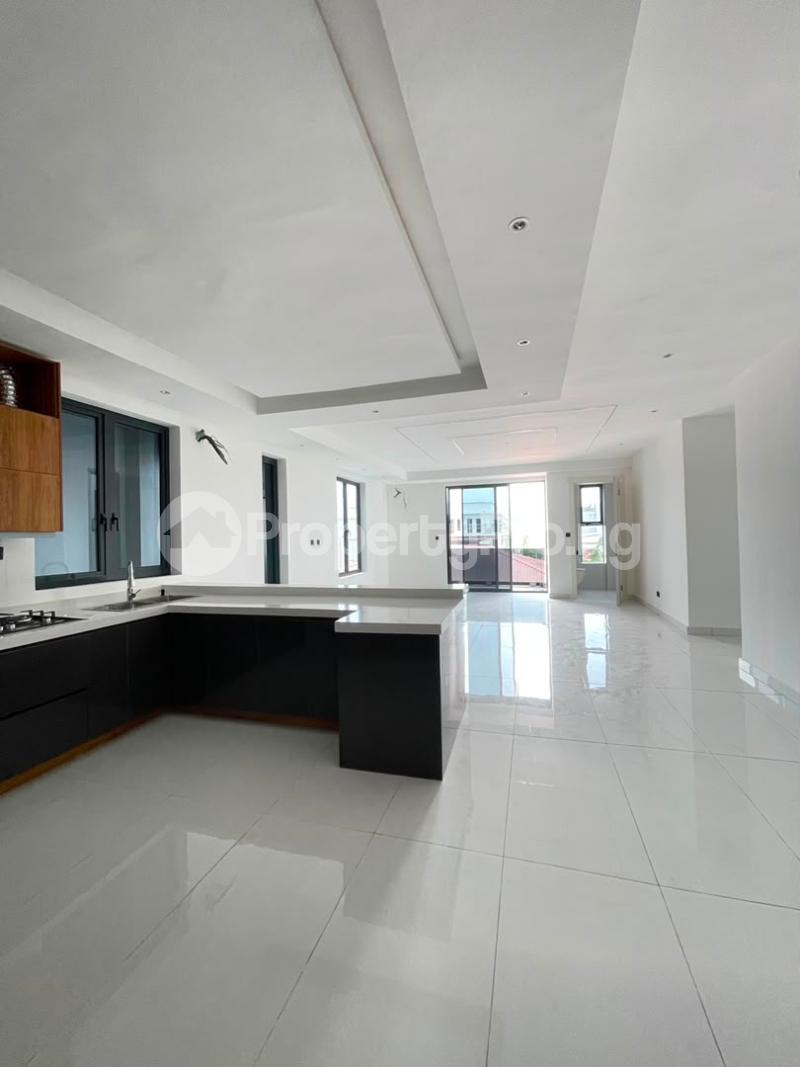 2 bedroom Flat / Apartment for sale Lekki Phase 1 Lekki Lagos State Lekki Phase 1 Lekki Lagos