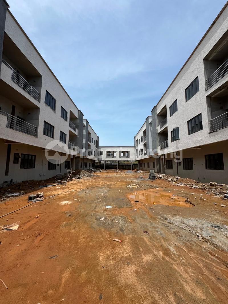 2 bedroom House for sale Jahi Jahi Abuja