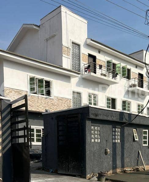 2 bedroom House for rent Lekki Phase 1 Lekki Lagos