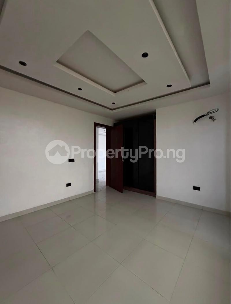 3 bedroom Flat / Apartment for rent ONIRU Victoria Island Lagos