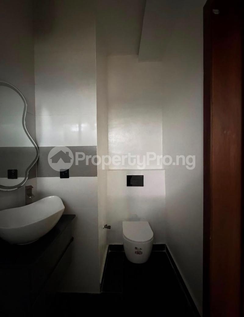 3 bedroom Flat / Apartment for rent ONIRU Victoria Island Lagos