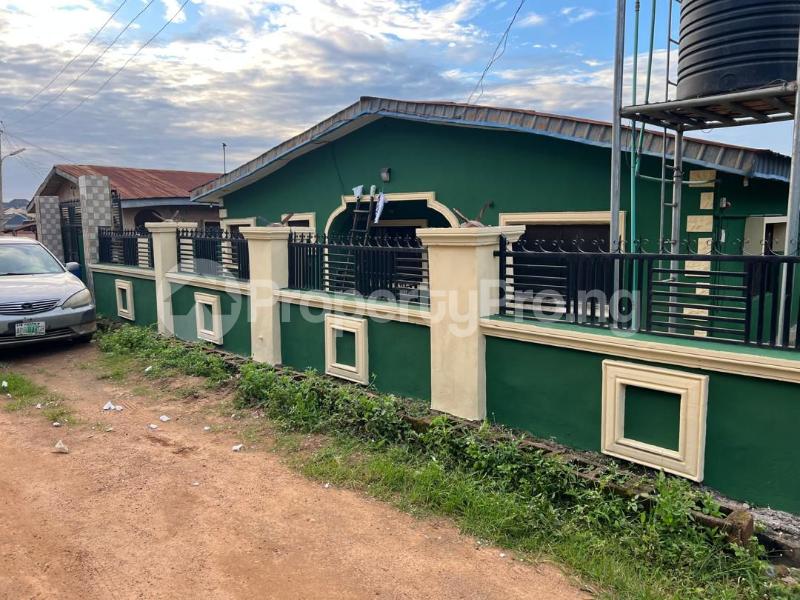 House for rent Oritamerin Elebu Off Akala Express Topnish Ibadan Akala Express Ibadan Oyo - 0