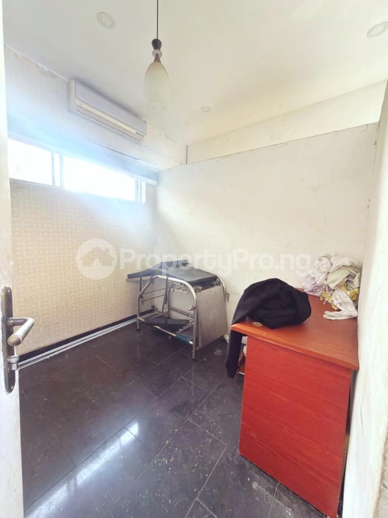 2 bedroom House for rent Lekki Phase 1 Lekki Lagos