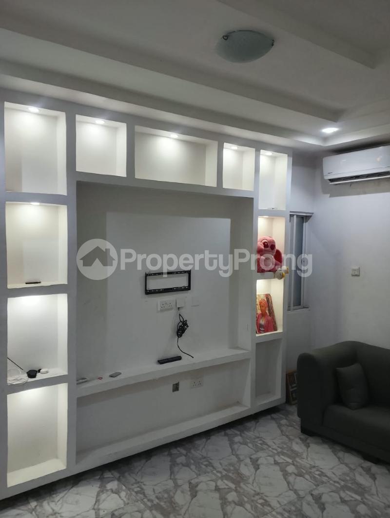 2 bedroom House for rent Off Alpha Beach Road Lekki Lagos. Alpha Beach Road Lekki Lagos