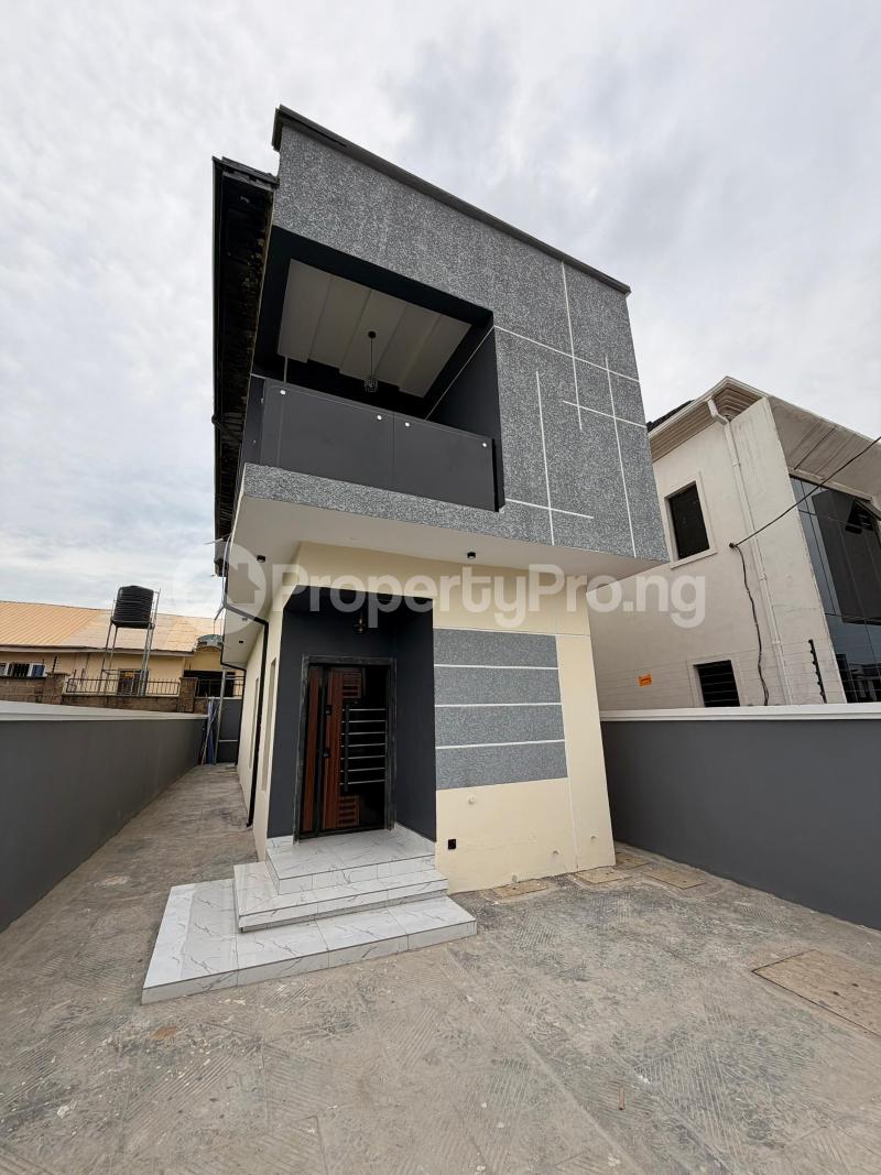 2 bedroom House for sale Carlton Gate Estate Akobo Ibadan Oyo