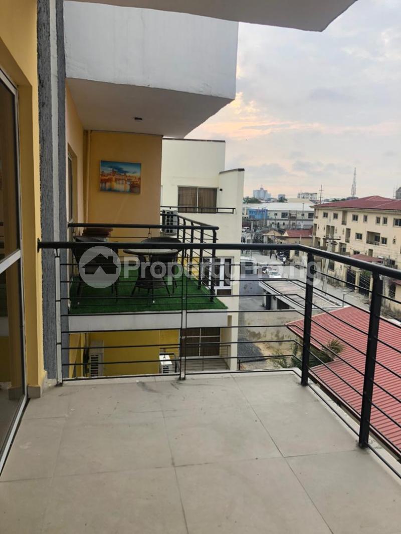 2 bedroom House for rent Off Freedom Way, Ikate Lekki Phase 1 Lekki Lagos