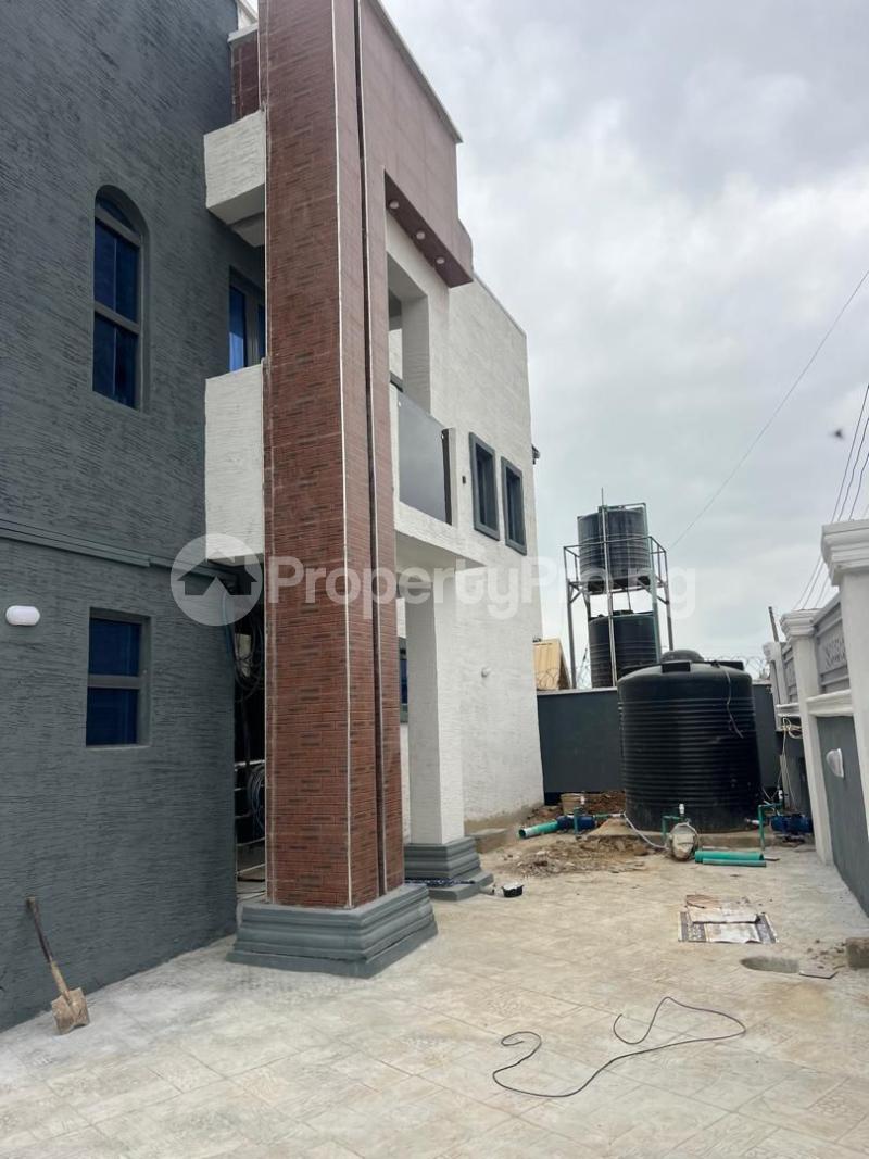 House for rent Unity Estate Alhasan Block Off Elebu Akala Express Softm Ibadan Akala Express Ibadan Oyo - 1