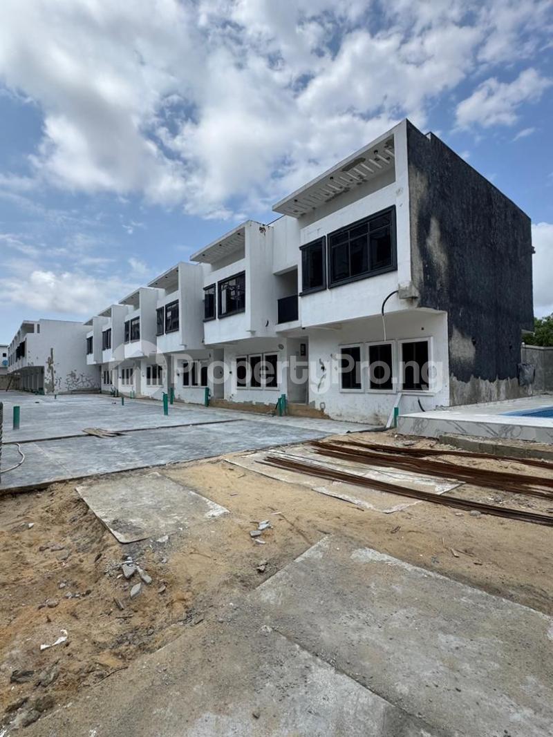 2 bedroom House for sale Orchid Road Orchid Lekki Lagos