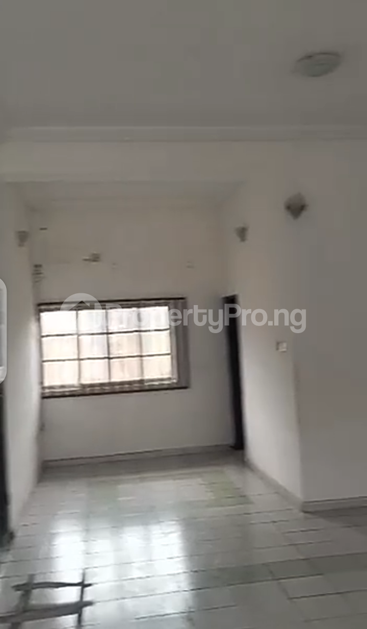 2 bedroom House for rent By Area 1 Durumi Abuja