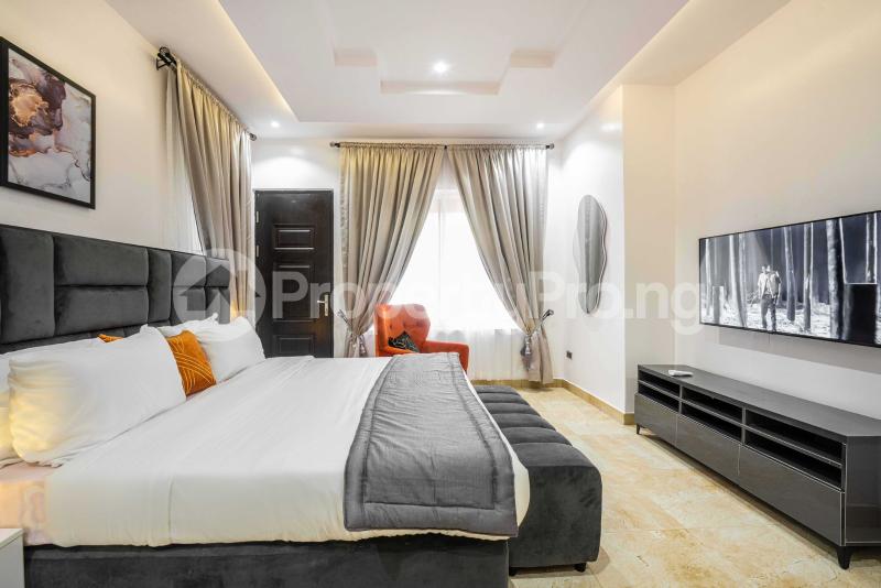 2 bedroom Flat / Apartment for shortlet Dideolu Estate (behind City Of David) ONIRU Victoria Island Lagos