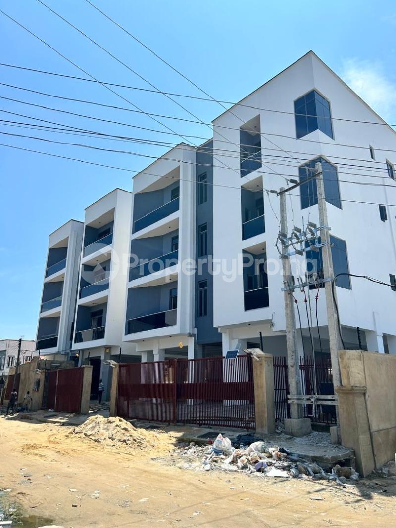2 bedroom Flat / Apartment for rent chevron Lekki Lagos - 0