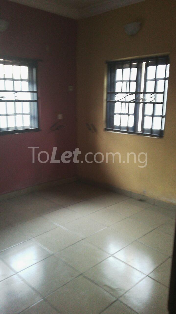 2 bedroom Flat / Apartment for rent Okesuna Street Shomolu Shomolu Lagos