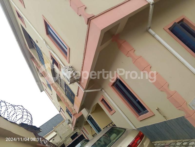 2 bedroom Flat / Apartment for rent Abule-Oja Yaba Lagos