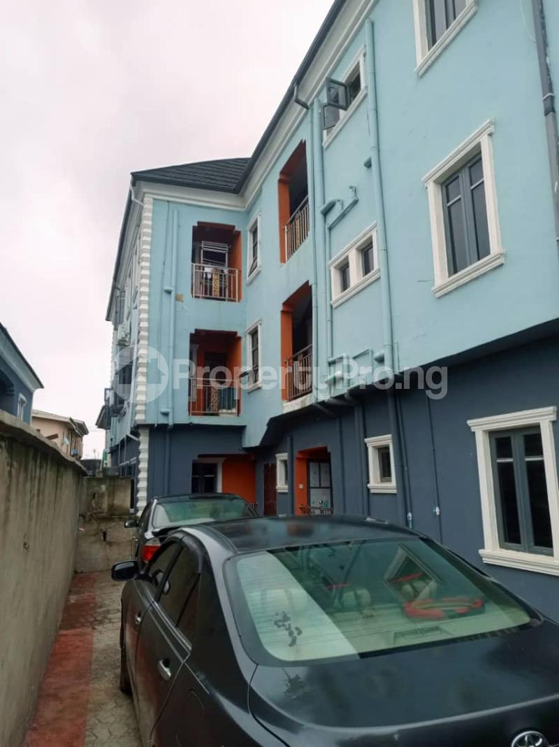 2 bedroom House for rent Jakande Estate Isolo Lagos