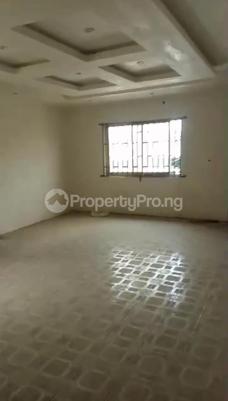 3 bedroom Flat / Apartment for rent Off Adetola Aguda Surulere Lagos - 0