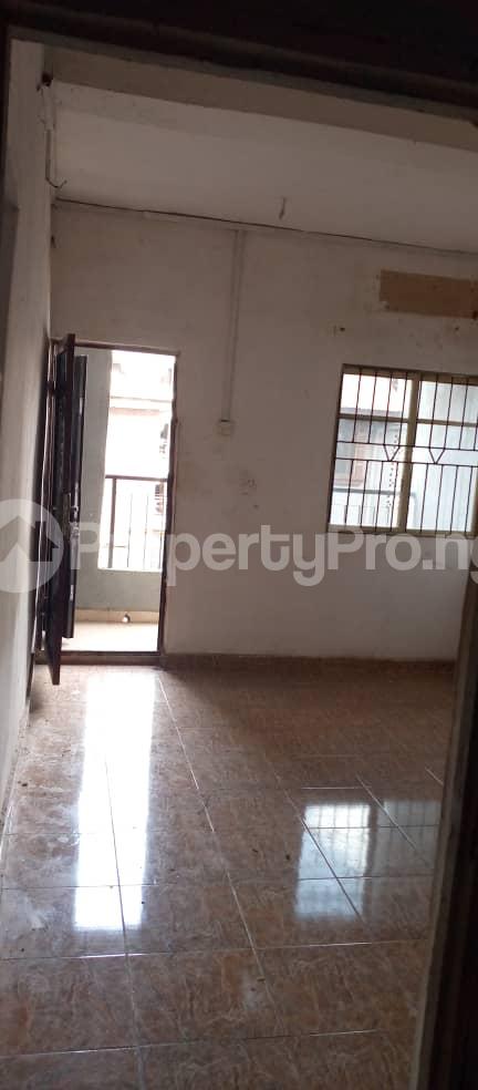 2 bedroom Flat / Apartment for rent Adekunle Yaba Lagos