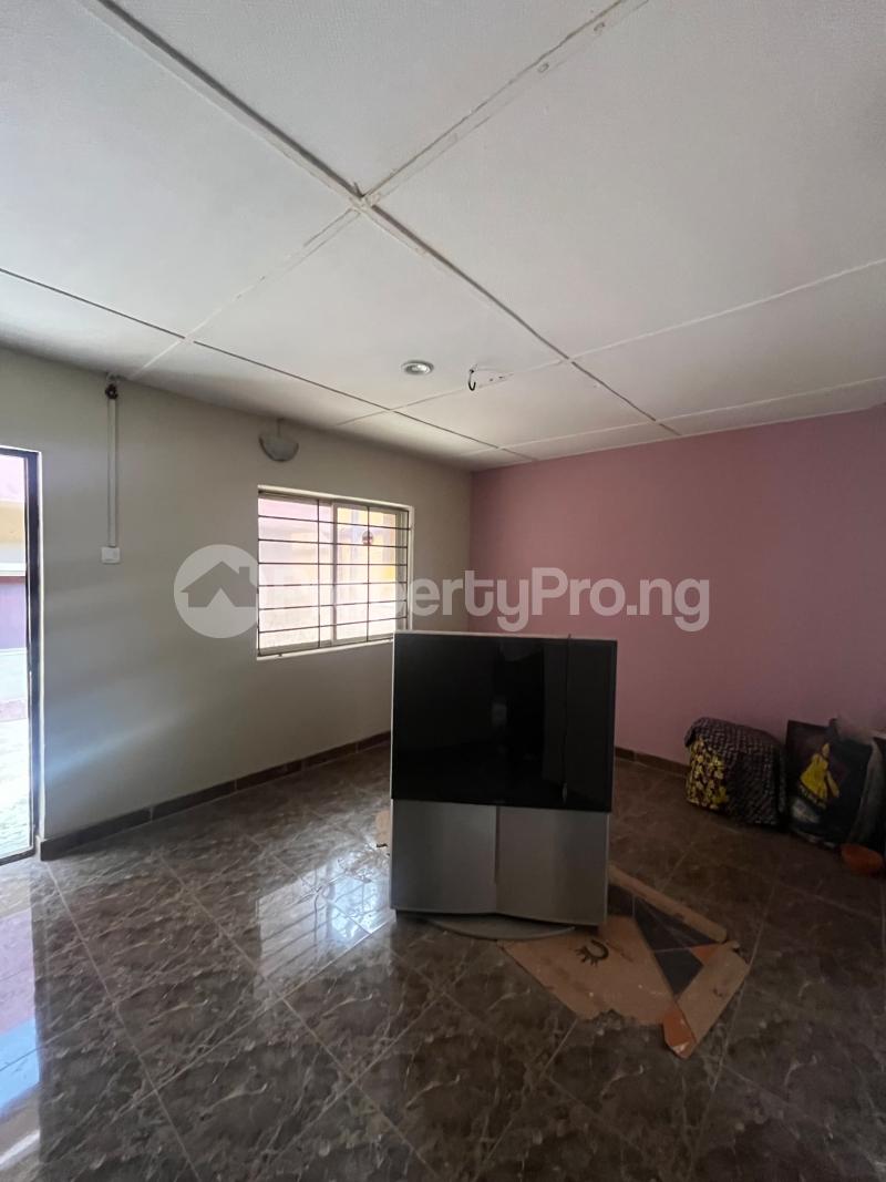 2 bedroom Flat / Apartment for rent Alegongo Estate Akobo Ibadan Oyo