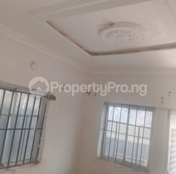 2 bedroom Flat / Apartment for rent Iyana Agbala Area,adegbayi Alakia Ibadan Oyo