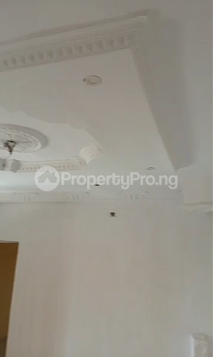 2 bedroom Flat / Apartment for rent Oloogbo Area, Ologunerun Ibadan Oyo