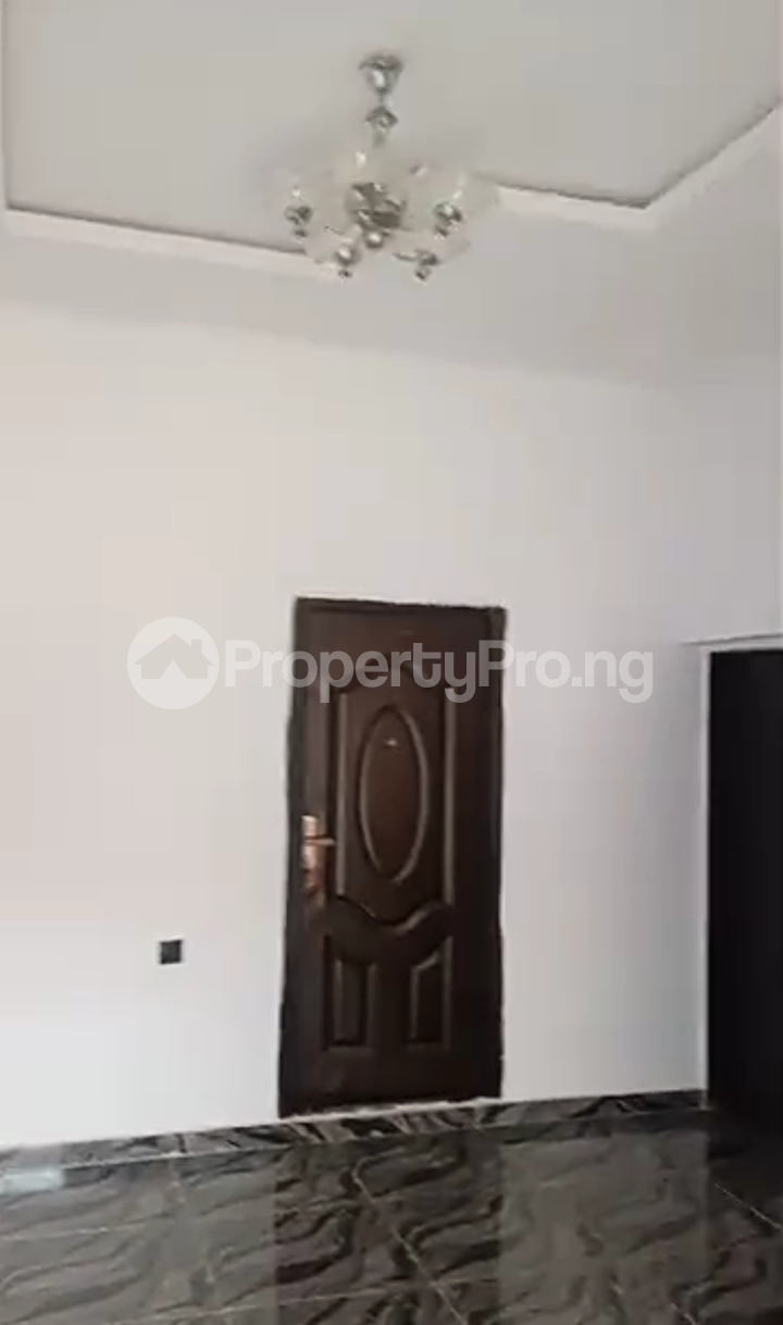 2 bedroom Flat / Apartment for rent Ekerin Area, Ologunerun Ibadan Oyo