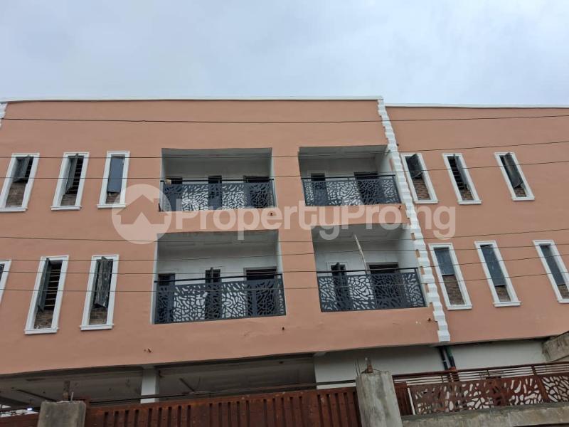 2 bedroom Flat / Apartment for sale Surulere Lagos