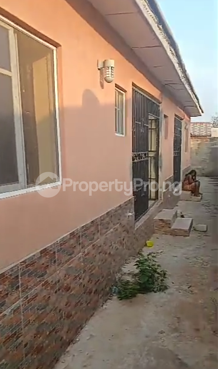 2 bedroom Flat / Apartment for rent Bola Area Ojoo Ibadan Oyo