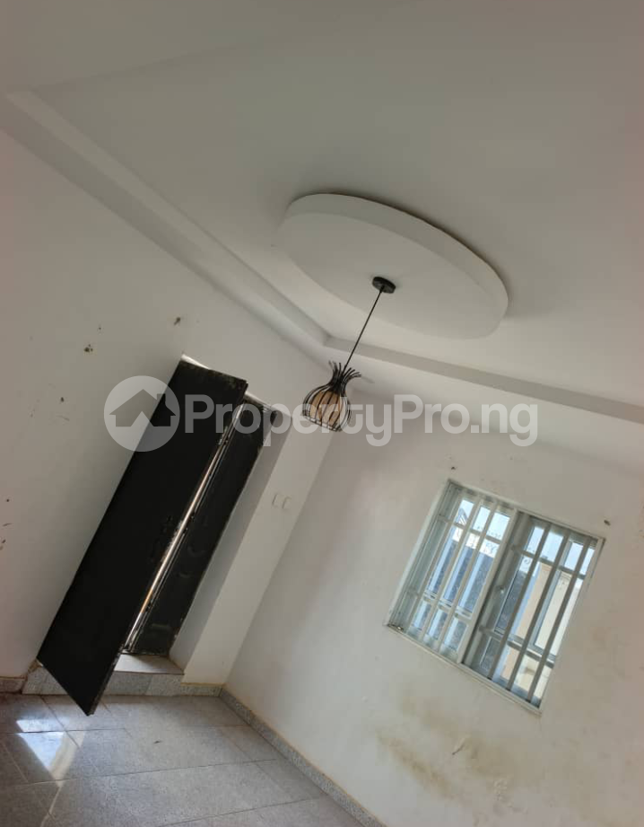 2 bedroom Flat / Apartment for rent Adejumo Area, Black Of Ologunerun Ibadan Oyo - 4