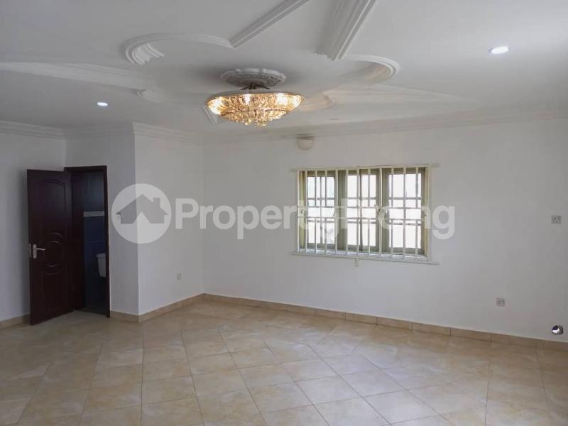 Flat / Apartment for rent Ologolo Lekki Lagos