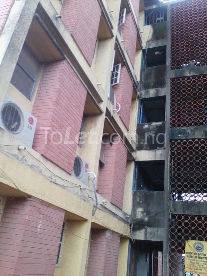 2 bedroom Flat / Apartment for sale Bode Thomas Surulere Surulere Lagos