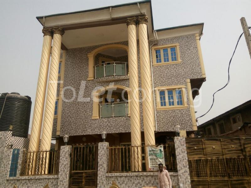 2 bedroom Flat / Apartment for rent Onipanu Onipanu Shomolu Lagos