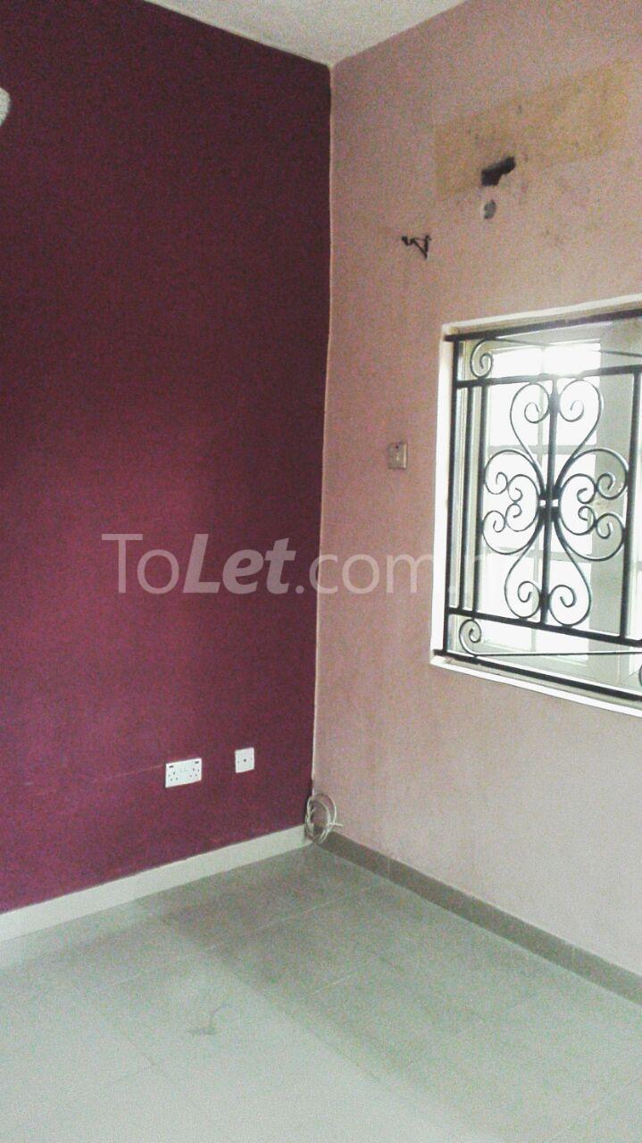 2 bedroom Flat / Apartment for rent Akoka Close To Unilag Akoka Yaba Lagos