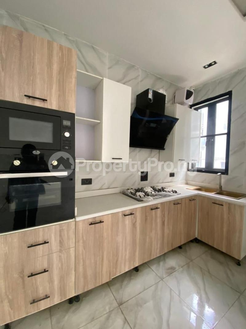 2 bedroom House for rent Ologolo Lekki Lagos