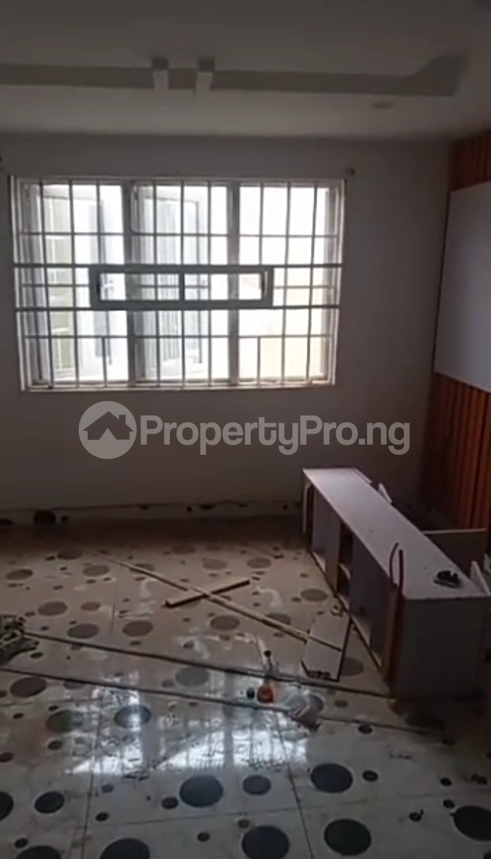 2 bedroom Flat / Apartment for rent Elewura Area Challenge Ibadan Oyo