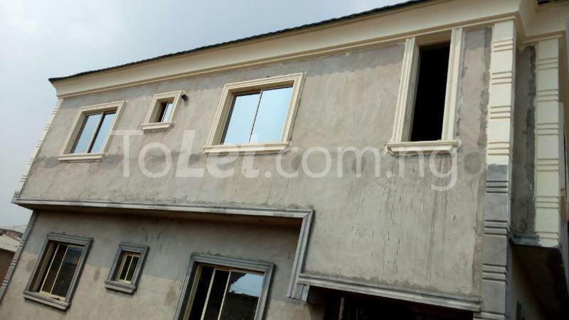 2 bedroom Flat / Apartment for rent Off Olorunkemi Bariga Shomolu Lagos
