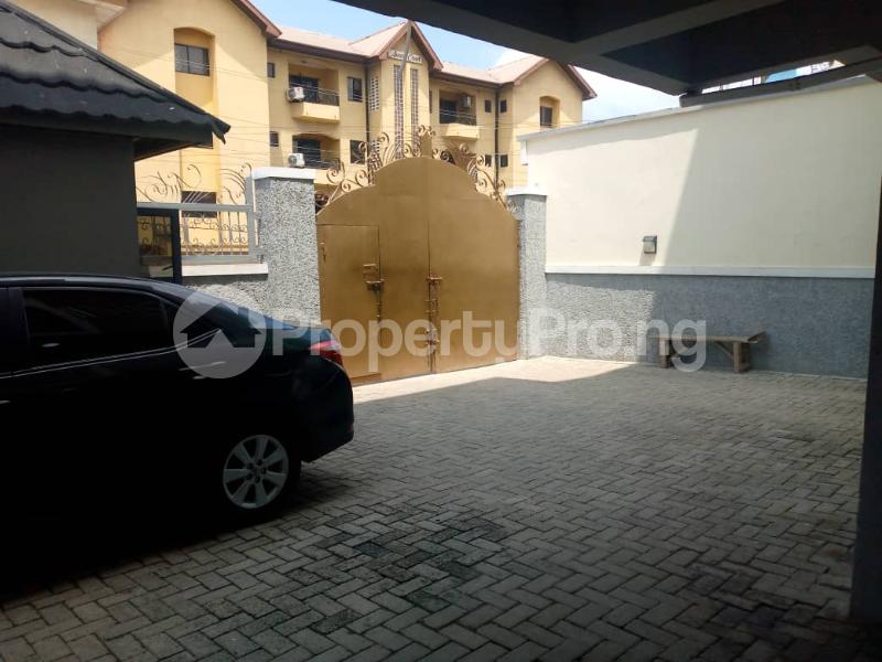 2 bedroom Flat / Apartment for rent Onike Yaba Lagos
