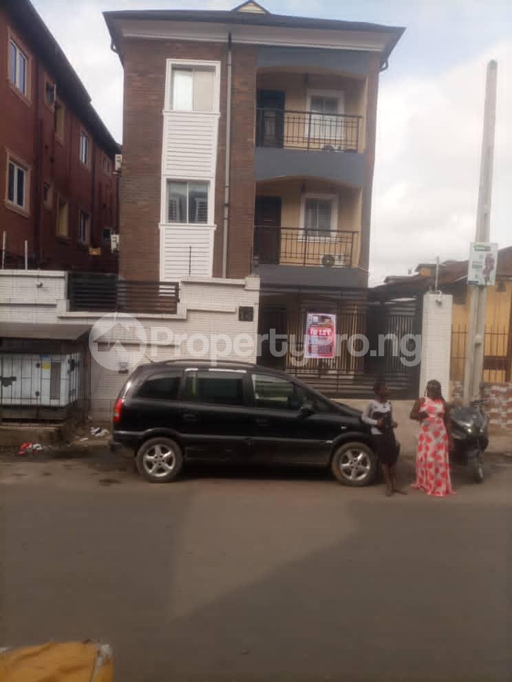 2 bedroom Flat / Apartment for rent Idi Olowo Mushin Lagos - 0