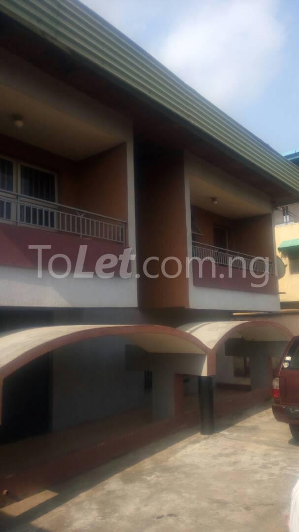 2 bedroom Flat / Apartment for rent Off Ogunaike Street Oworonshoki Gbagada Lagos
