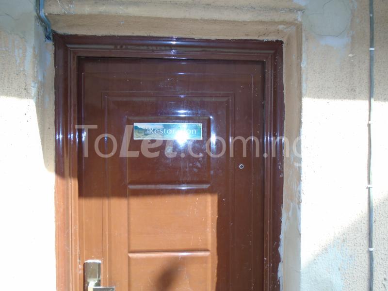 2 bedroom Flat / Apartment for rent Ishaga Road,off Ojuelegba Ojuelegba Surulere Lagos